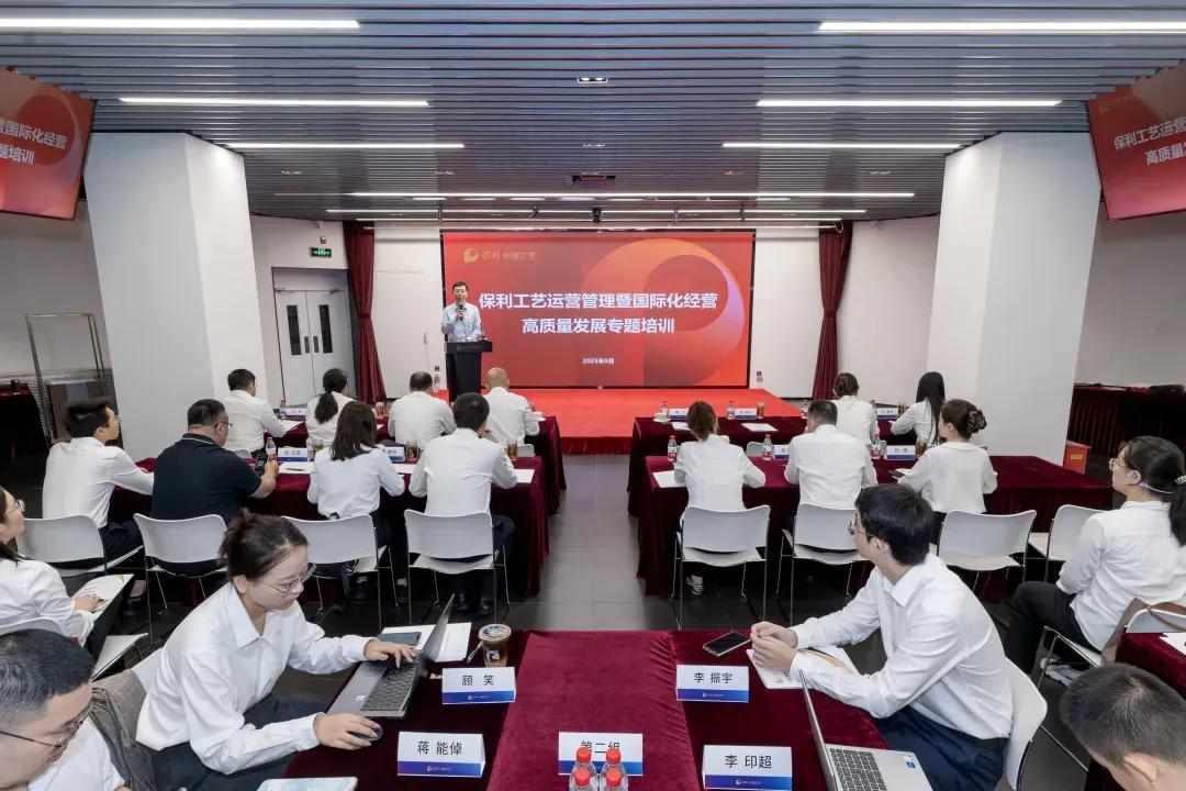 346b51bcead147c4b4978d397d40bf43